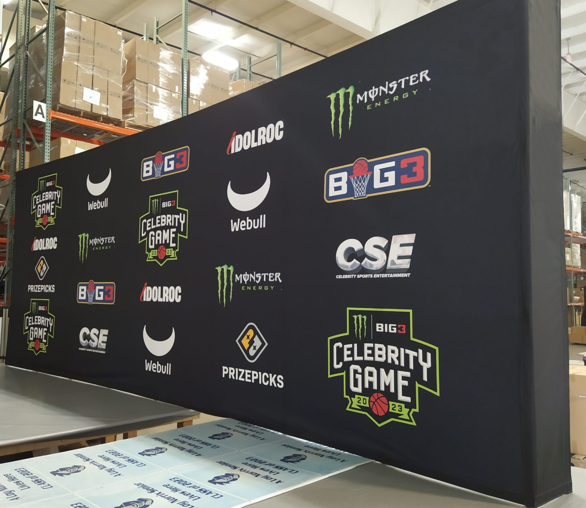 Step and repeat banner stands